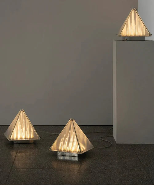 New Designer Model Art Triangular Pyramid Glass Unique Table Lamp for Bedside/Coffee Table