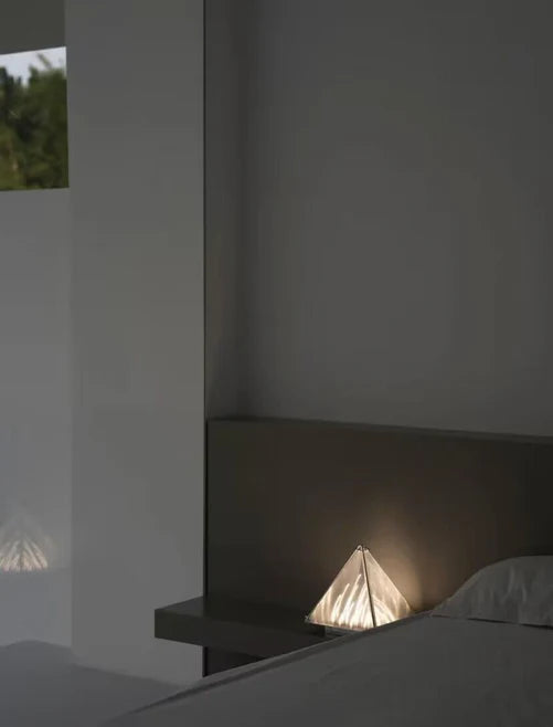 New Designer Model Art Triangular Pyramid Glass Unique Table Lamp for Bedside/Coffee Table