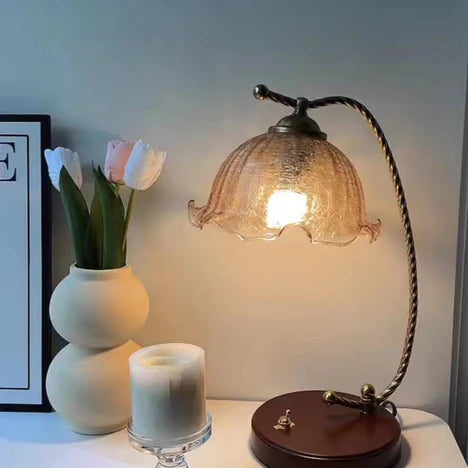 Affordable French Vintage Light Luxury Glass Flower Shade Table Lamp for Bedside Table/Bar/Study Desk