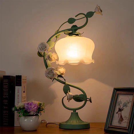 Creative Decoration Lamp Ceramic Rose Flower Table Lamp for Bedside Table/Study Desk/Bar