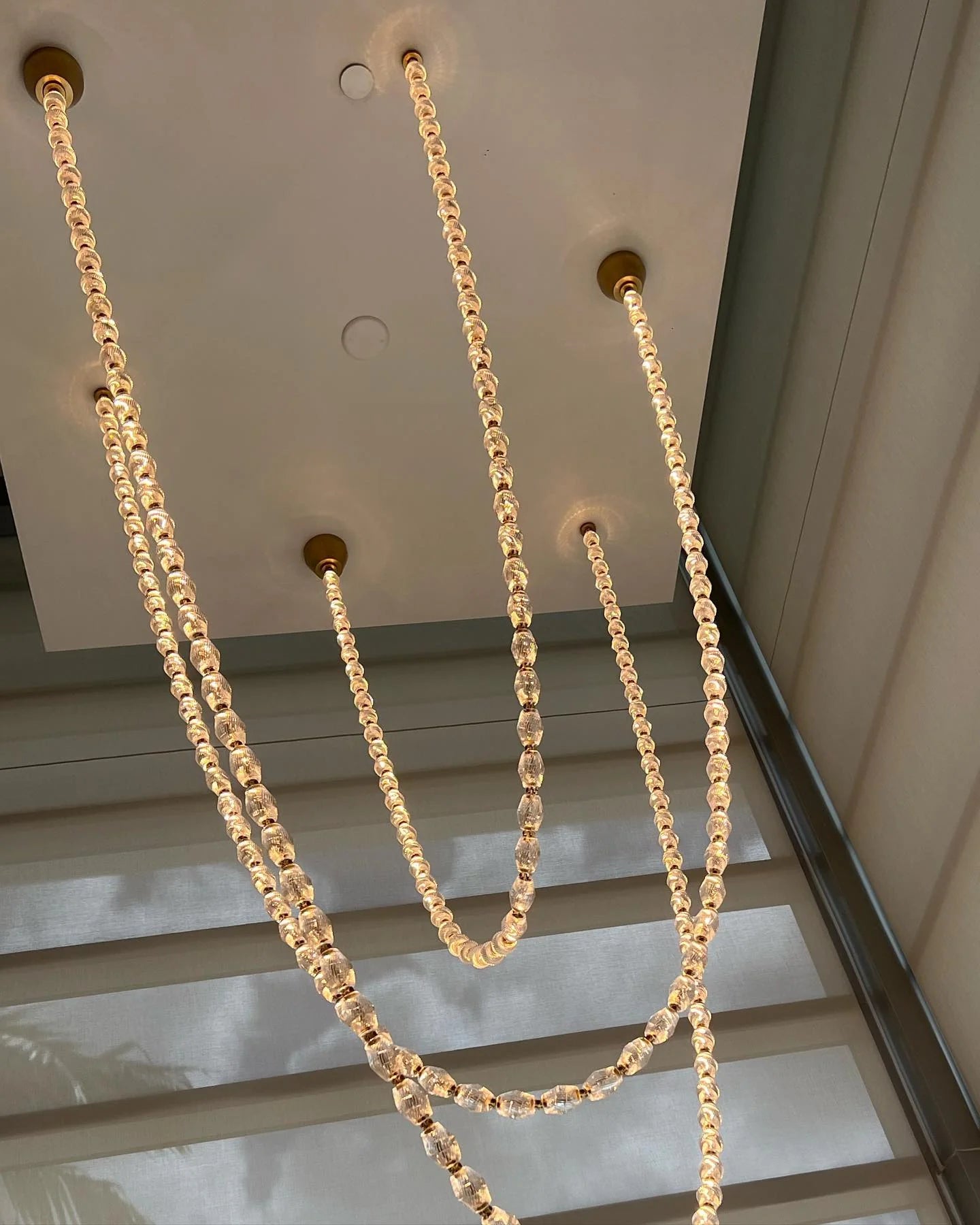 Creative Glass Pearl Necklace Pendant Chandelier for Living/Dining Room/Staircase