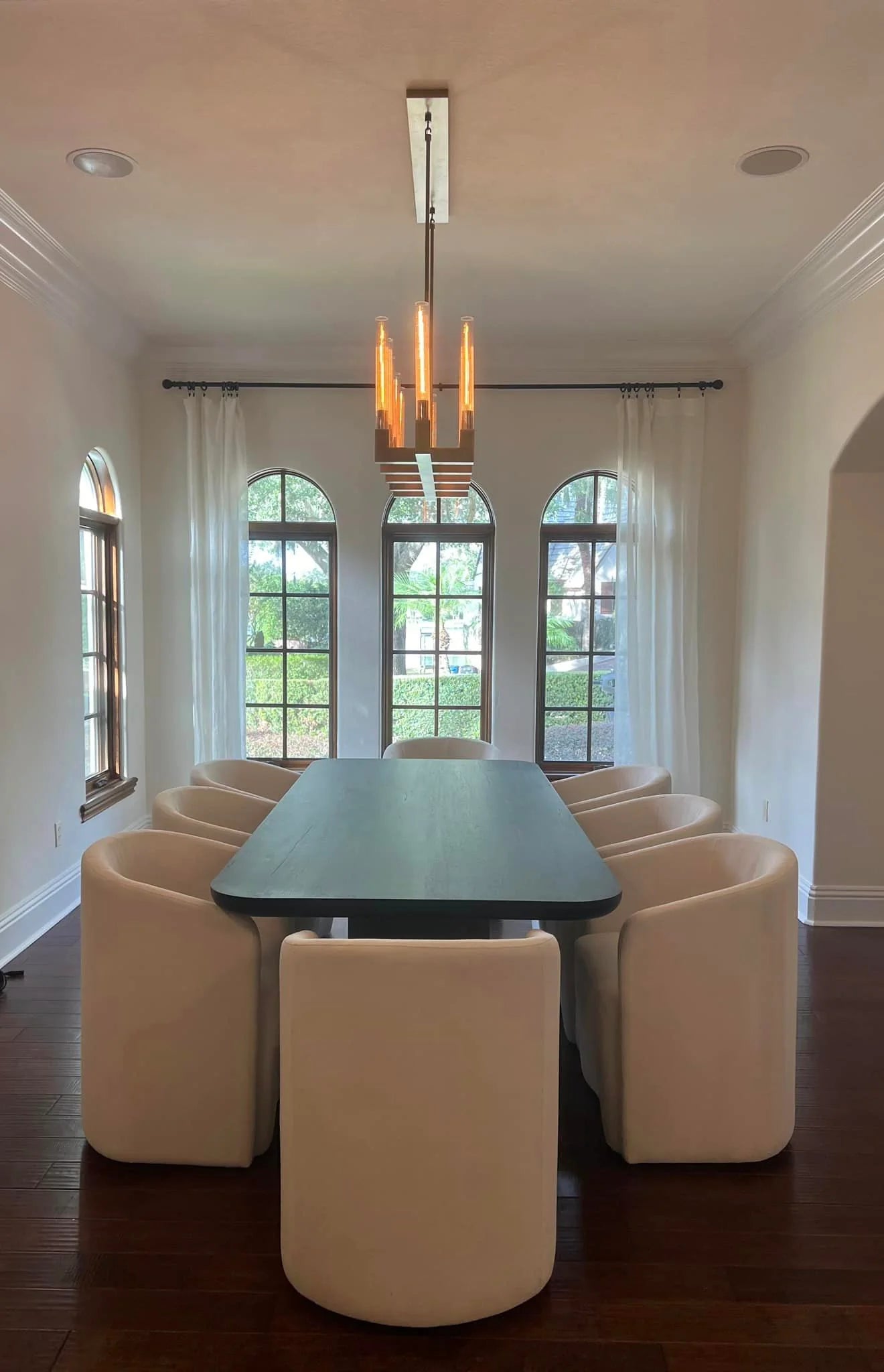 Modern Round/Linear Tubular Glass Chandelier for Dining Room/Kitchen Island