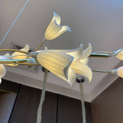 Modern Creative Brass Branch Ceramics Flower Chandelier for Living Room/Hotel/Restaurant