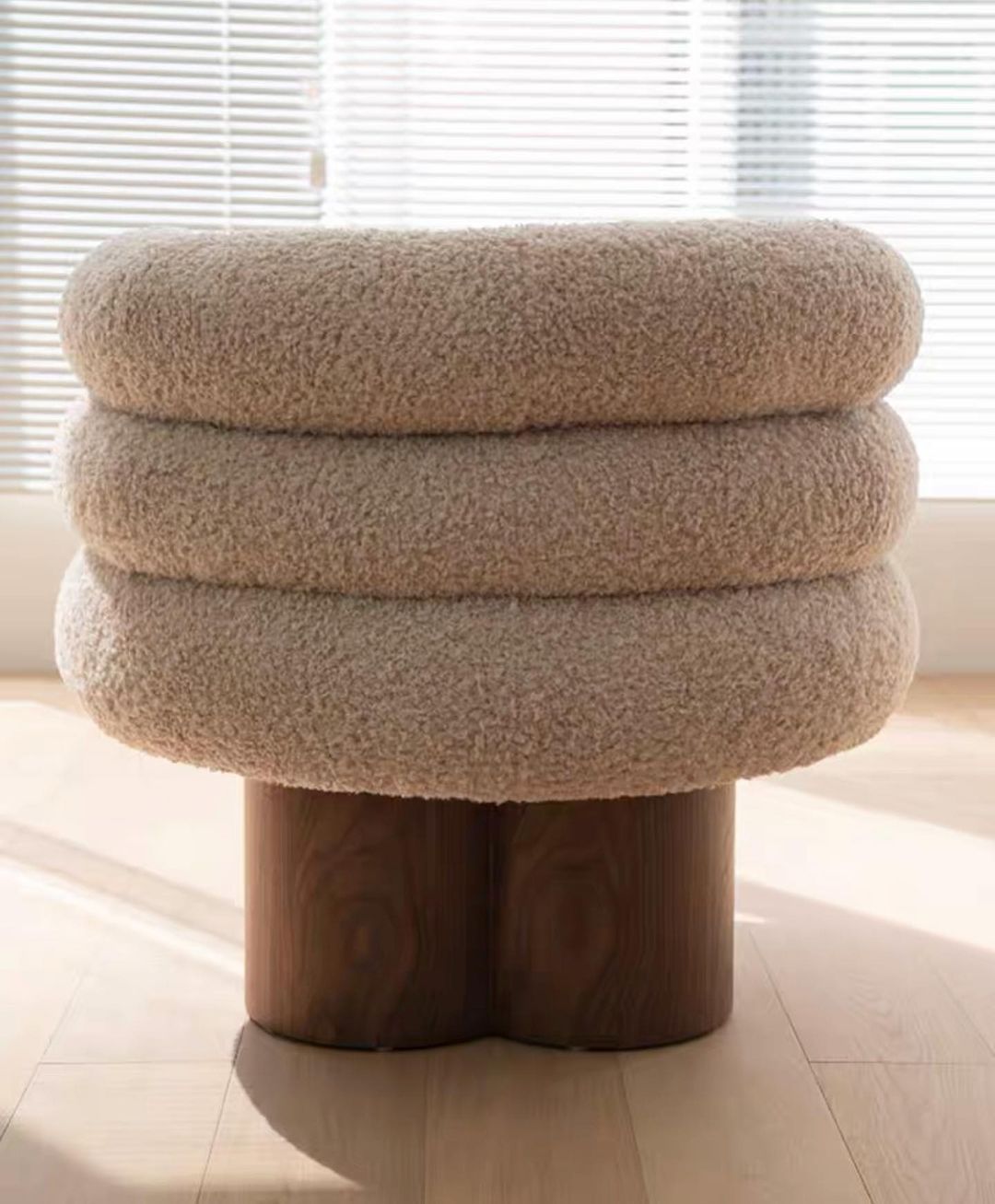 Cozy Stump Bouclé Chair