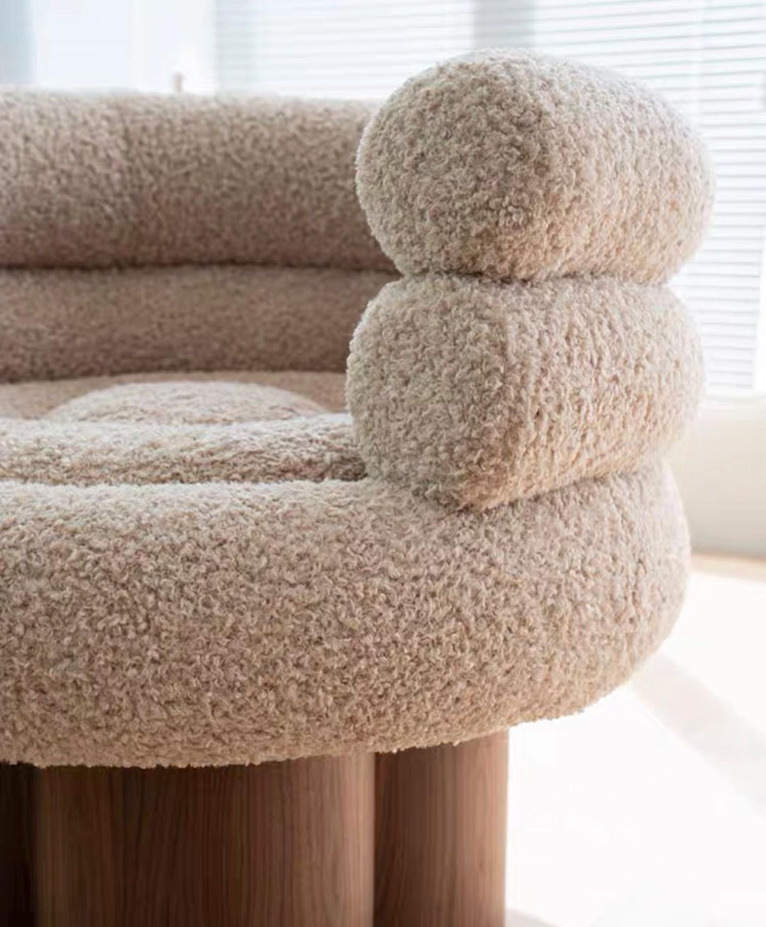 Cozy Stump Bouclé Chair