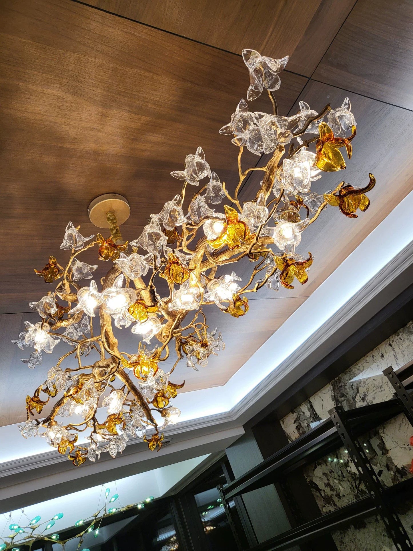 Designer Recommended Art Design Brass Branches Flower Glass Chandelier for Living Room/Dining Room/Kitchen Island