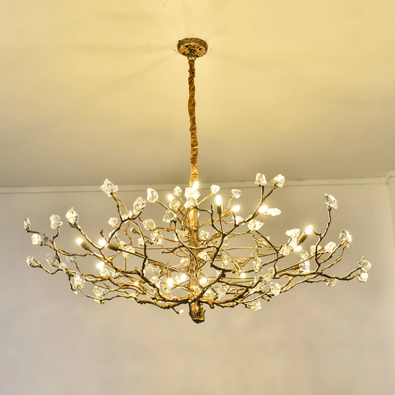 LIVIO GEMSTONE BRANCHING BRASS ROUND CHANDELIER,chandelier,chandeliers,branch,brass,copper,crystal,natural crystal,art,tree,creative,gold,luxury,light luxury,modern,post-modern,living room,dining room,entryance,hallway,bedroom,kitchen